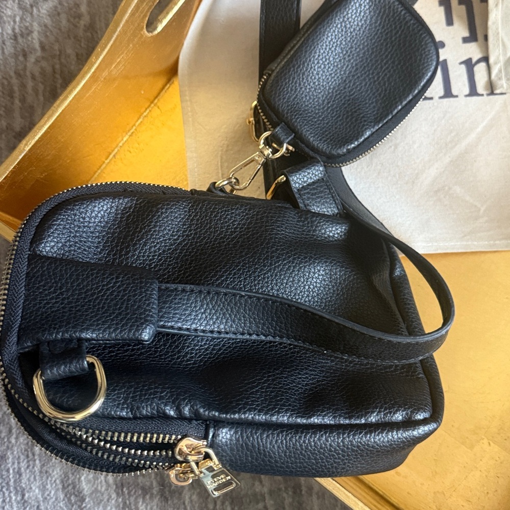 Unisex Crossbody clutch - Picture 7 of 7